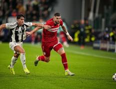 IM体育在线注册-关于斯图加特队员实现关键进球，完美收官的信息