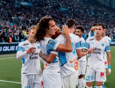 IM体育在线注册-轻松获胜，法甲劲旅稳坐联赛榜首的简单介绍