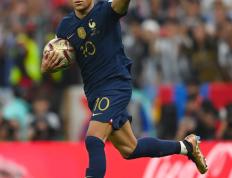 IM体育-华丽的进球瞬间，球星个人能力得到展现的简单介绍