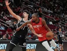 IM体育官方平台-关于公牛完胜猛龙，杜兰特刷新纪录的信息