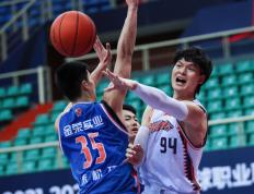 IM体育App下载-爵士完胜天津队，易建联带队取胜