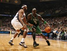 IM体育赛事直播入口-当北非雄鹰遇上南美狂沙，德布劳内如何扛起阿尔及利亚的绿茵梦想