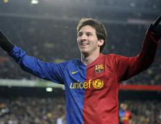 IM体育app-楚阿梅尼刷新纪录，里昂完胜挪威彰显战术唯一性