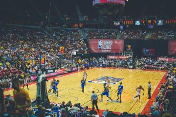 IM体育在线注册-双线传奇，英格兰绝杀韩国的绿茵风暴与王皓刷新纪录的乒乓史诗