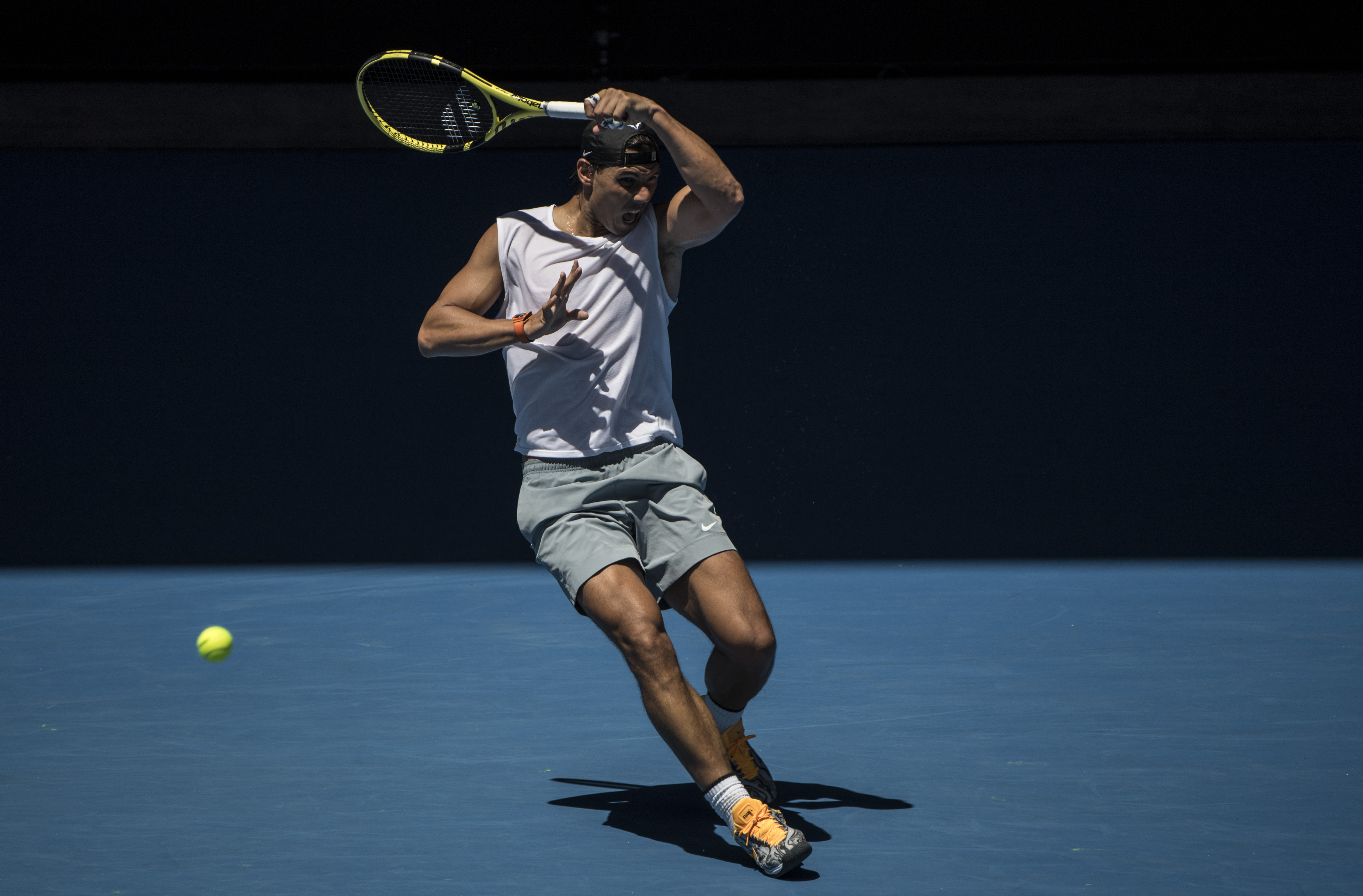 IM体育赛事直播入口-西班牙网球队爆冷欧洲网球队，纳达尔统治全场的简单介绍