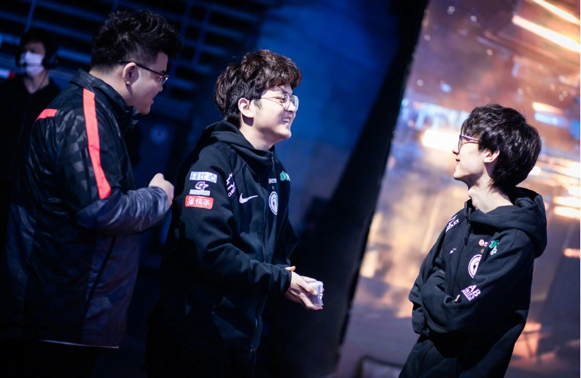 IM体育下载-EDG完胜DRX，Knight2完成帽子戏法的简单介绍