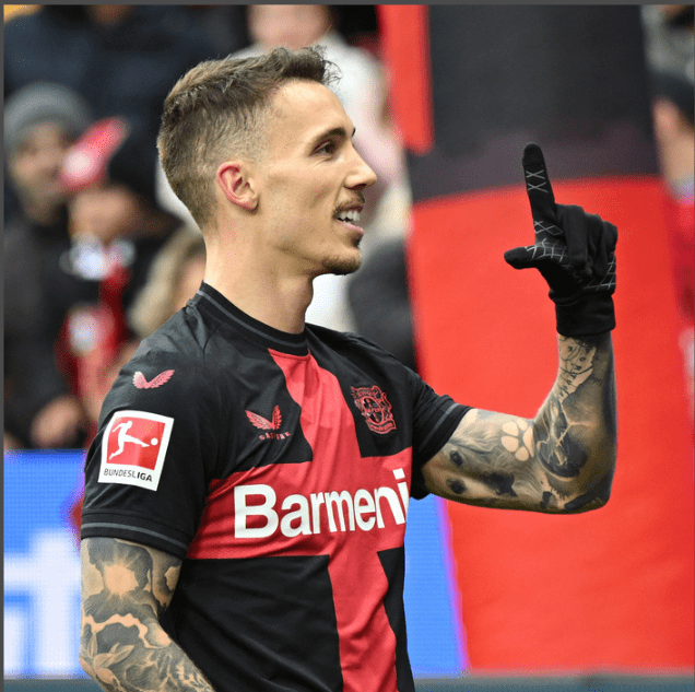 IM体育在线注册-勒沃库森后卫遭遇停赛,球队备战受影响