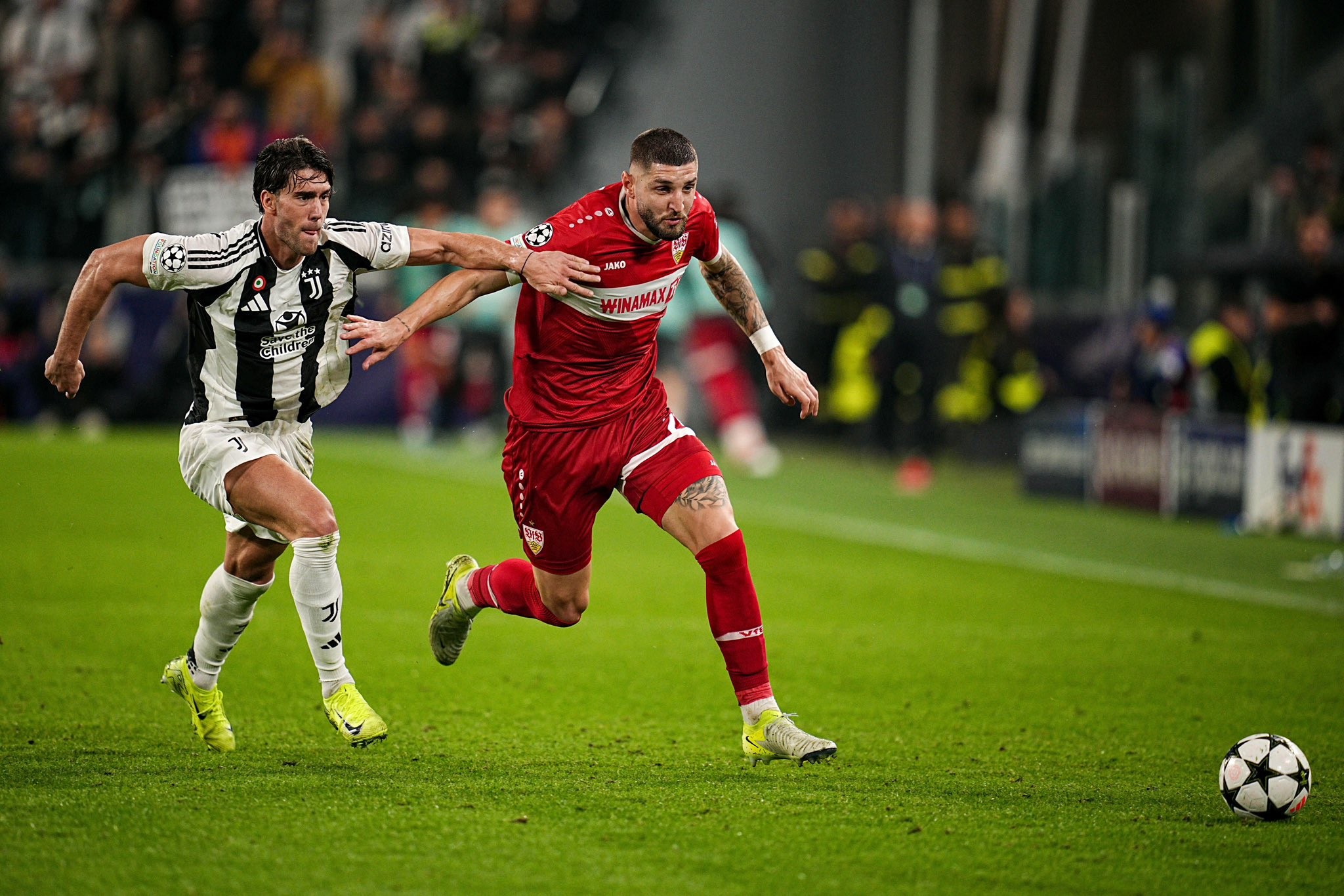 IM体育在线注册-关于斯图加特队员实现关键进球，完美收官的信息