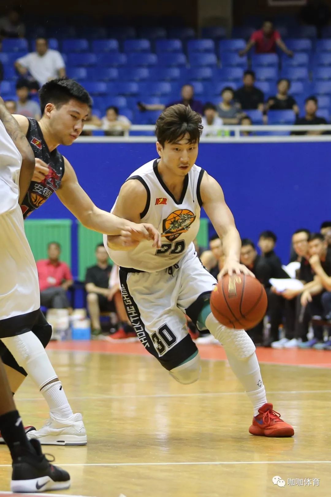 IM体育社区互动入口-浙江队主场告捷，安徽队客场惨败无法挽回的简单介绍