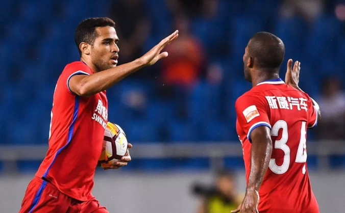 IM体育官方网站-包含外战内战!重庆斯威迎战澳大利亚对手严防死守的词条