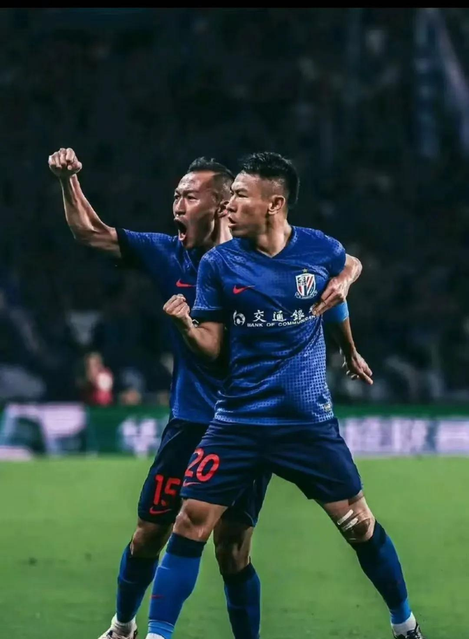 IM体育官方平台-昔日较量！恒大战申花，外援射手大展身手