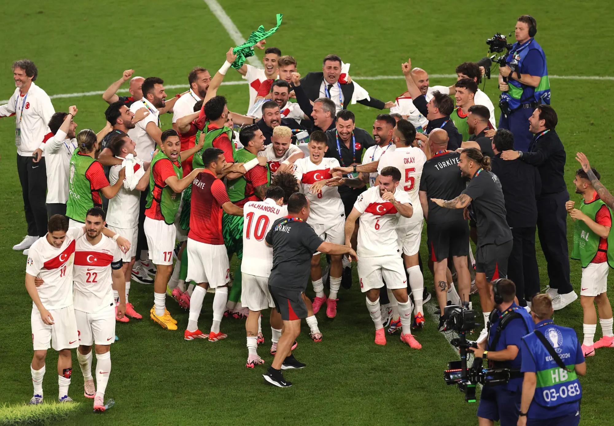 IM体育平台-比利时惊险淘汰奥地利挺进欧洲杯四强