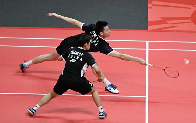 IM体育在线注册-日本队横扫法国队，石宇奇带队取胜